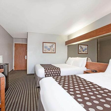 Microtel Inn & Suites By Wyndham Garland/Dallas Zewnętrze zdjęcie
